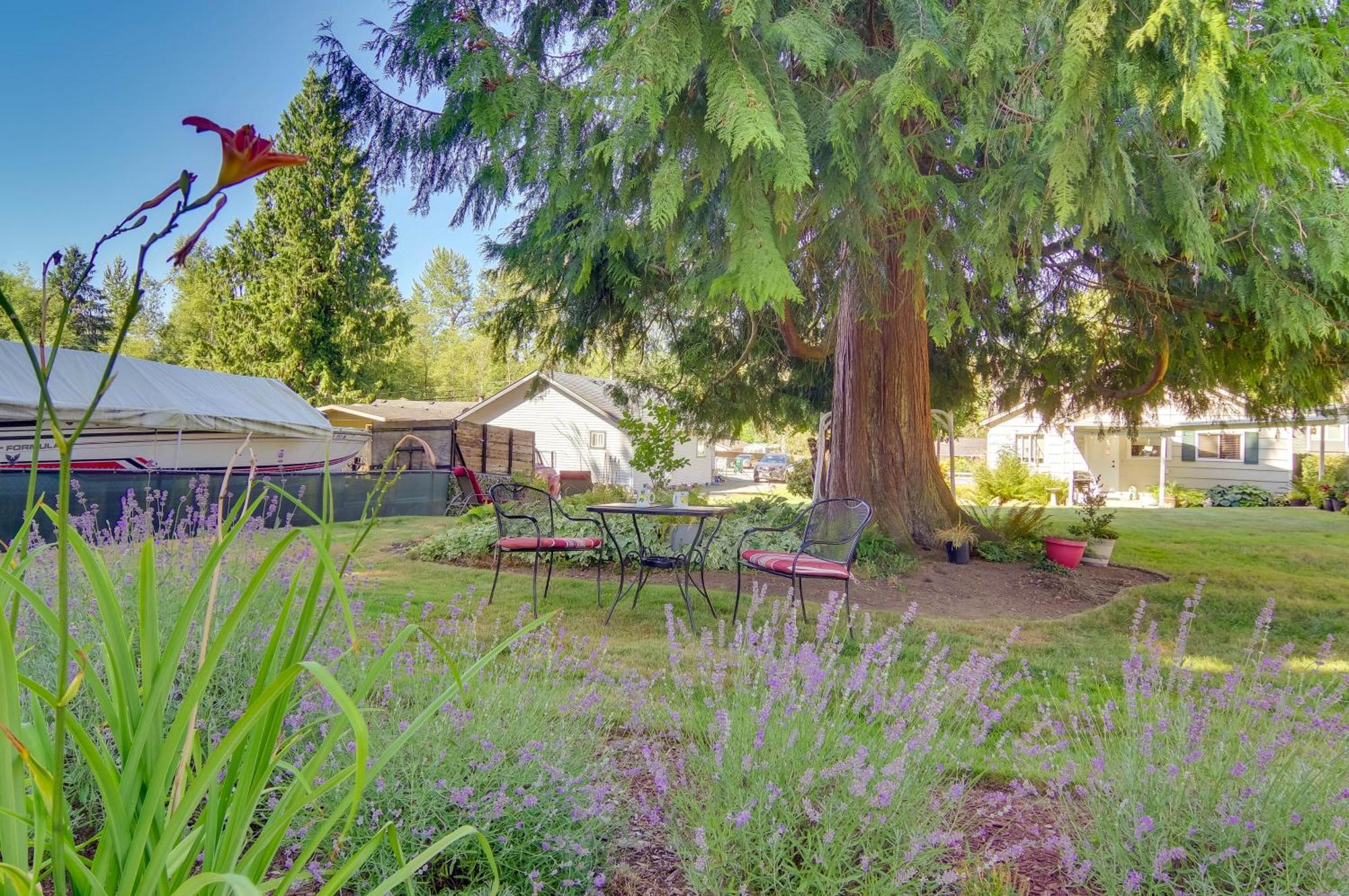 Charming Updated Retreat Walk To Lake Stevens! ภายนอก รูปภาพ